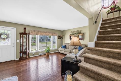 746 N Elmwood Avenue Wickliffe OH 44092