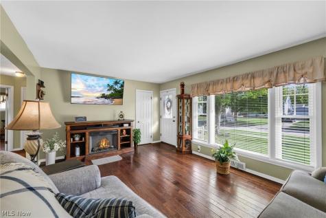 746 N Elmwood Avenue Wickliffe OH 44092