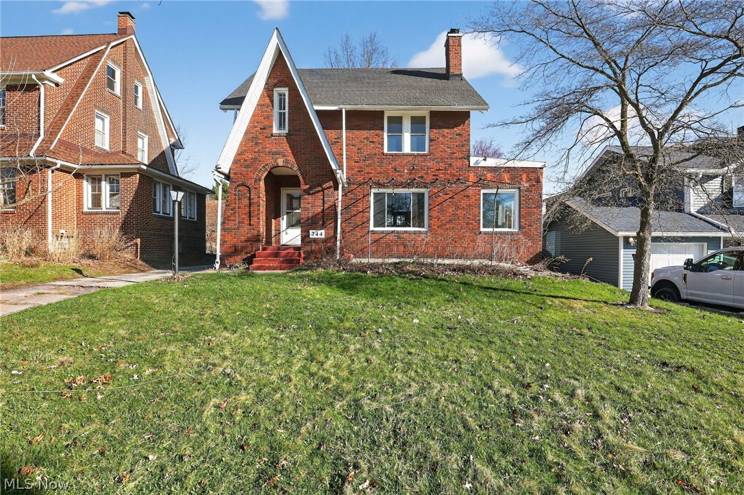 244 Outlook Avenue Youngstown OH 44504