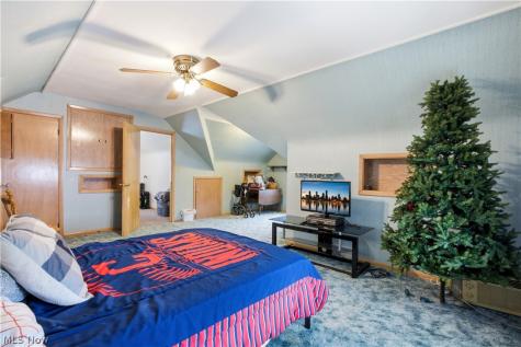 2212 Larchmont Drive Wickliffe OH 44092