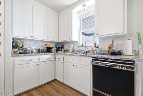 2212 Larchmont Drive Wickliffe OH 44092