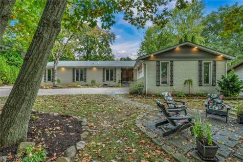 513 Somerset Road Akron OH 44313