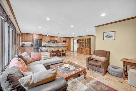 513 Somerset Road Akron OH 44313