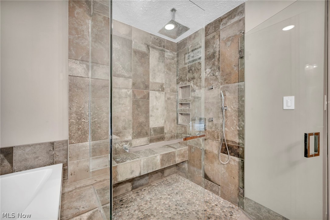 513 Somerset Road Akron OH 44313