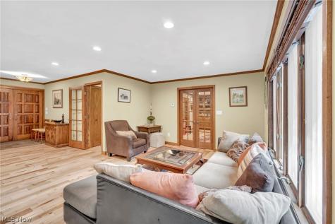 513 Somerset Road Akron OH 44313