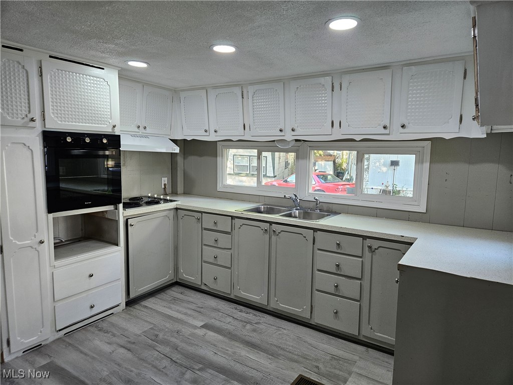 2305 E Waterloo Road Akron OH 44312