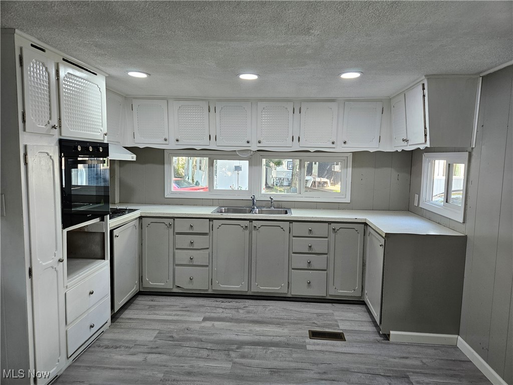 2305 E Waterloo Road Akron OH 44312
