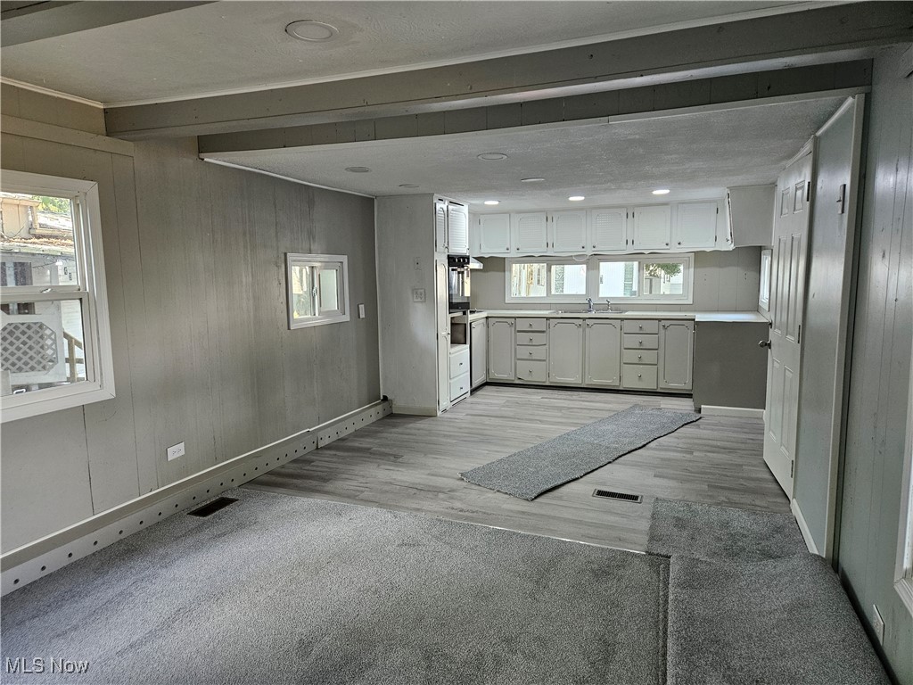 2305 E Waterloo Road Akron OH 44312