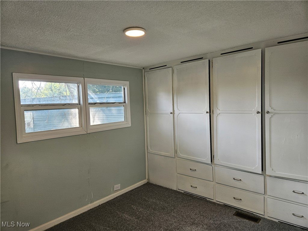 2305 E Waterloo Road Akron OH 44312