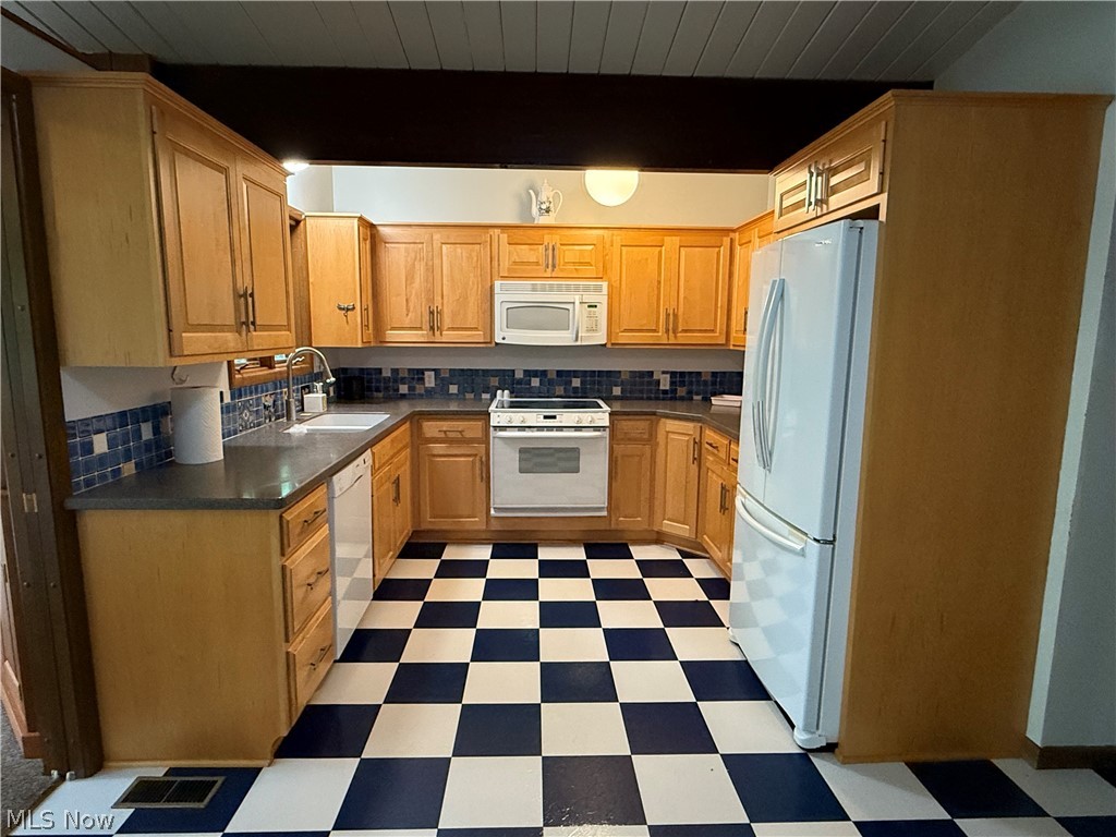 126 Stony Creek Drive Millersburg OH 44654