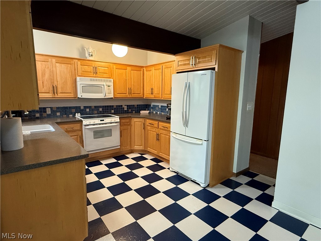 126 Stony Creek Drive Millersburg OH 44654