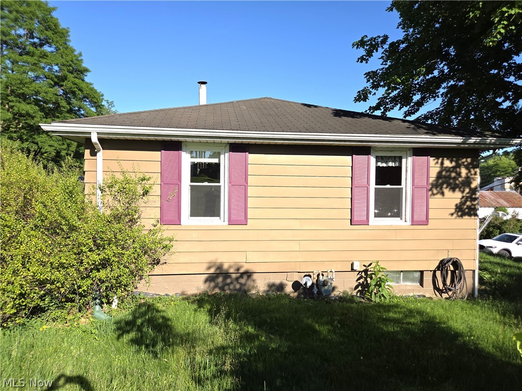 37 Olive Street Caldwell OH 43724