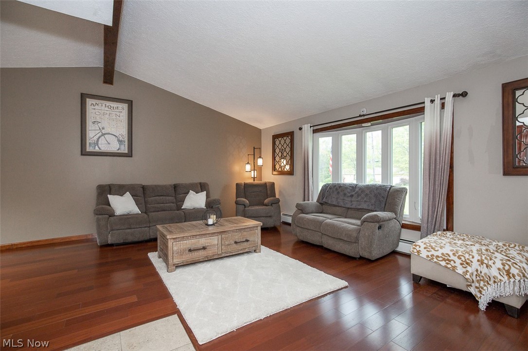 18810 Dellwood Drive Walton Hills OH 44146