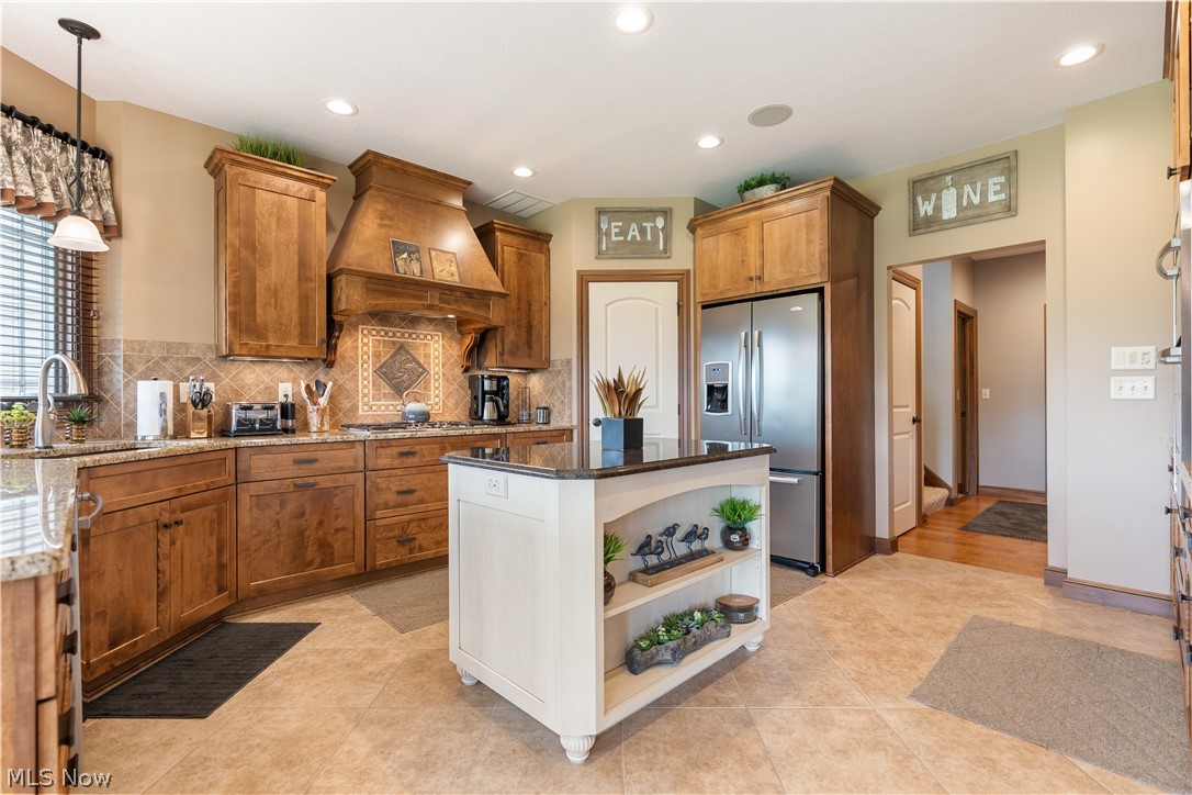 5850 Quarry Lake Drive SE East Canton OH 44730
