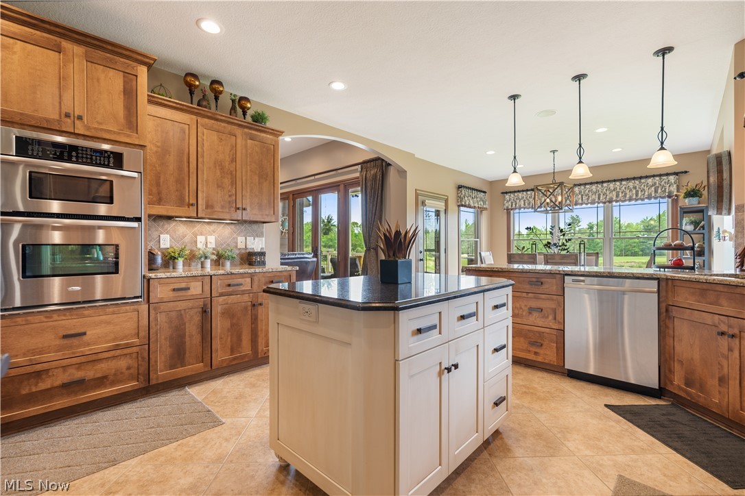 5850 Quarry Lake Drive SE East Canton OH 44730