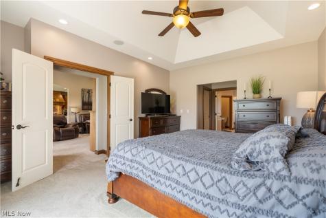 5850 Quarry Lake Drive SE East Canton OH 44730