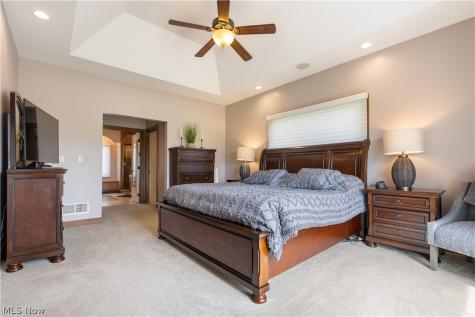 5850 Quarry Lake Drive SE East Canton OH 44730