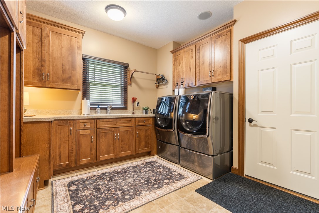 5850 Quarry Lake Drive SE East Canton OH 44730