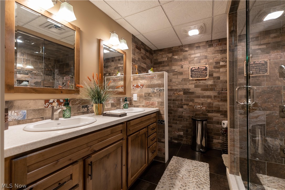 5850 Quarry Lake Drive SE East Canton OH 44730