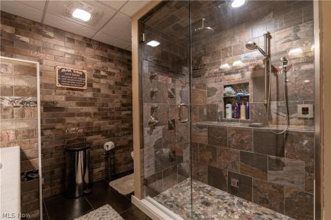 5850 Quarry Lake Drive SE East Canton OH 44730