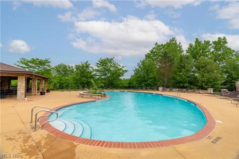5850 Quarry Lake Drive SE East Canton OH 44730