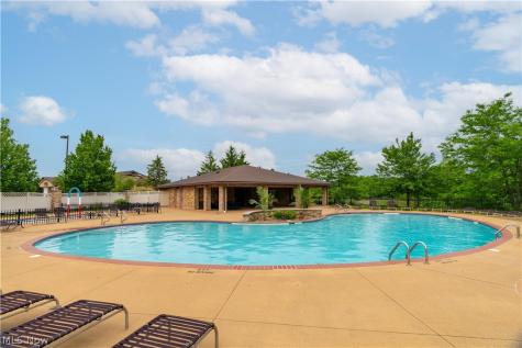 5850 Quarry Lake Drive SE East Canton OH 44730