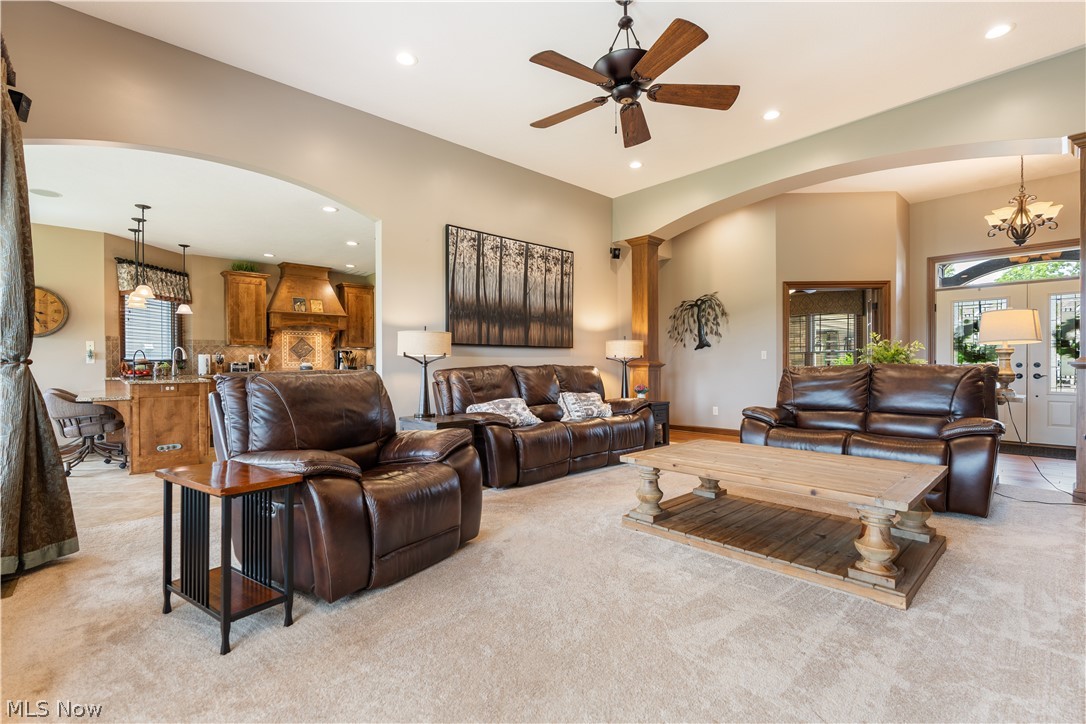 5850 Quarry Lake Drive SE East Canton OH 44730