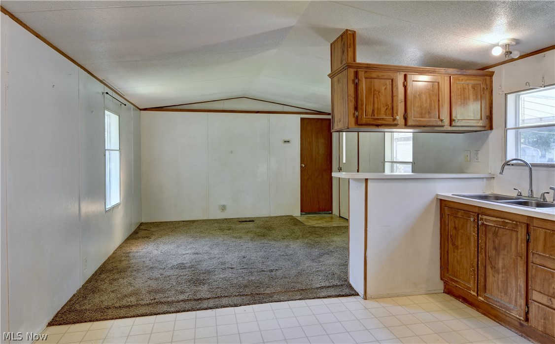 122 Pompano Lane SE New Philadelphia OH 44663