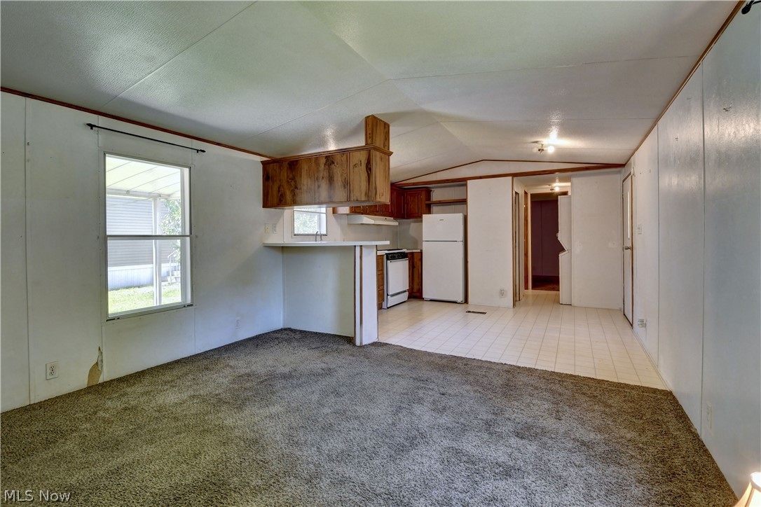122 Pompano Lane SE New Philadelphia OH 44663