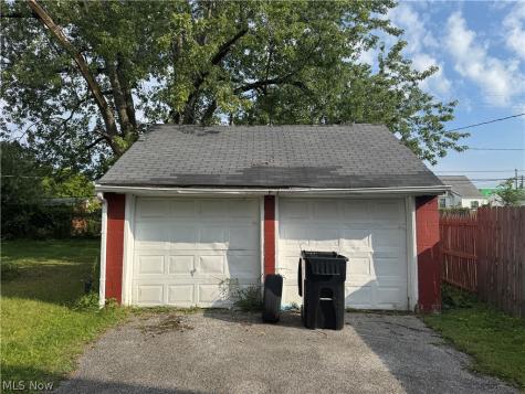 16401 Judson Drive Cleveland OH 44128