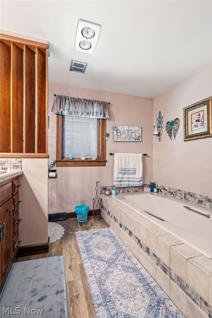 515 S Silver Street Louisville OH 44641