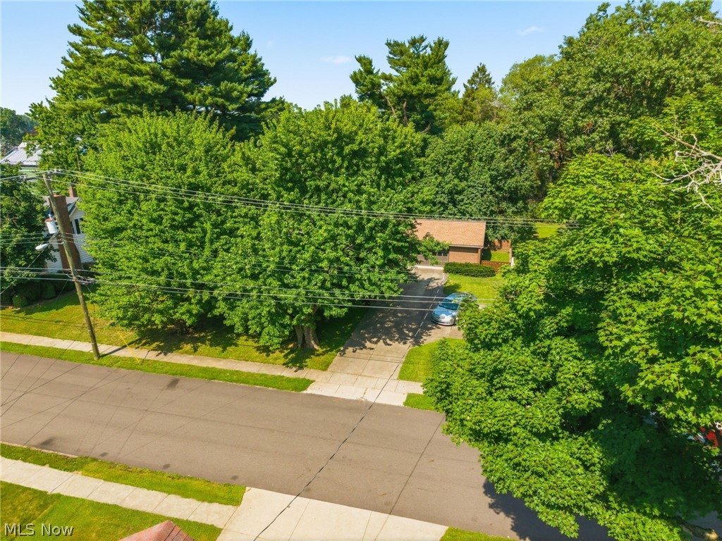 515 S Silver Street Louisville OH 44641