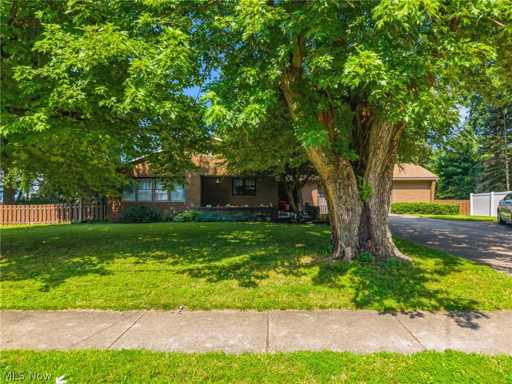 515 S Silver Street Louisville OH 44641
