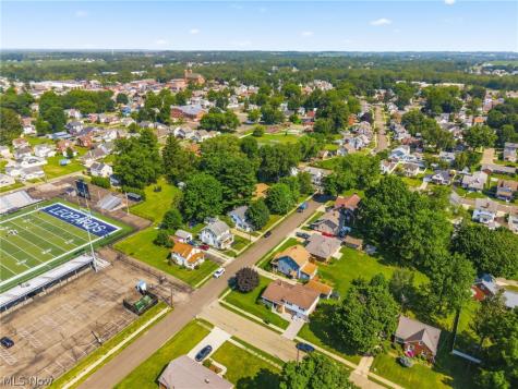 515 S Silver Street Louisville OH 44641