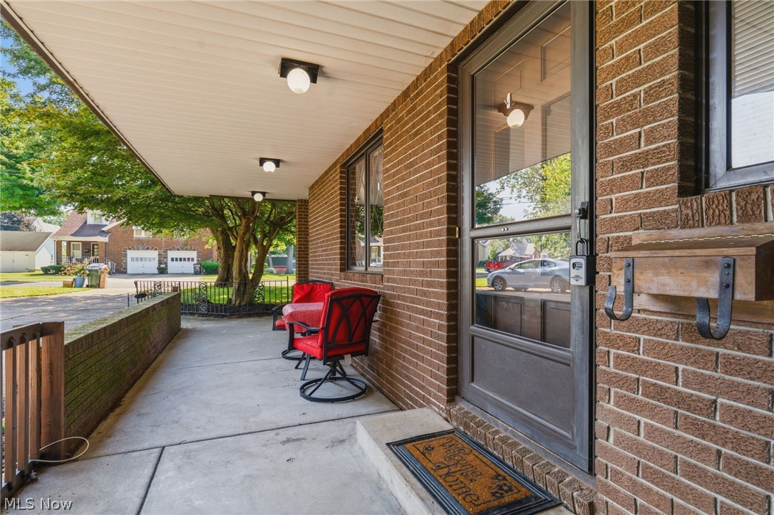 515 S Silver Street Louisville OH 44641