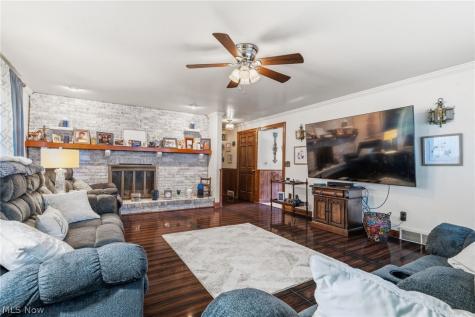 515 S Silver Street Louisville OH 44641
