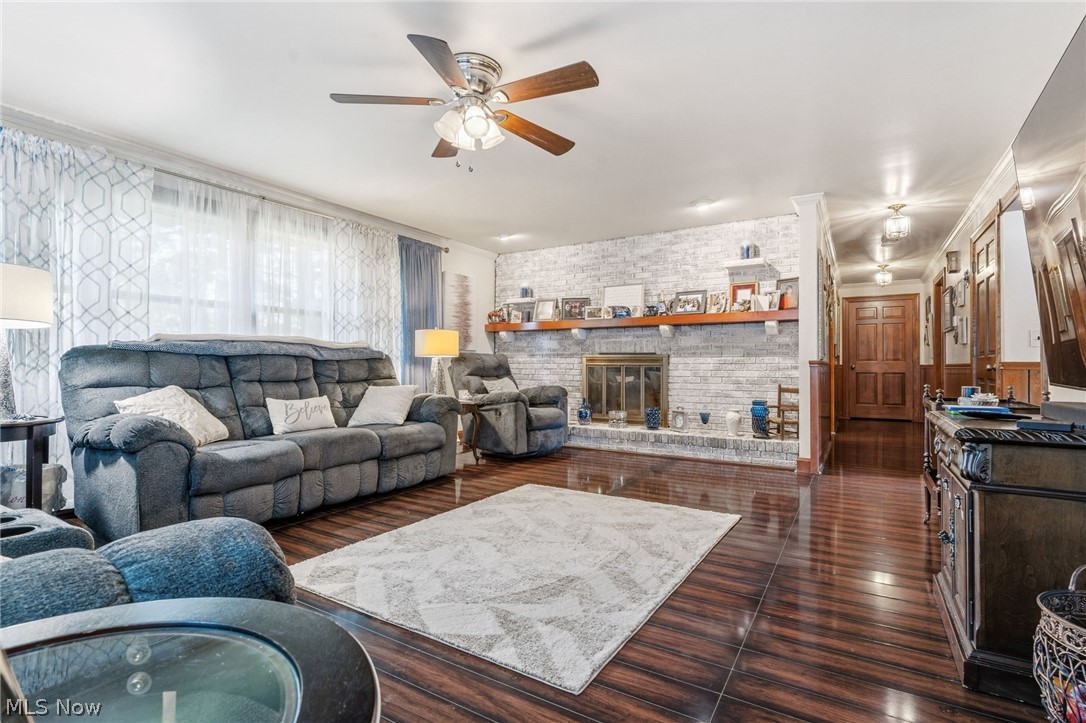 515 S Silver Street Louisville OH 44641