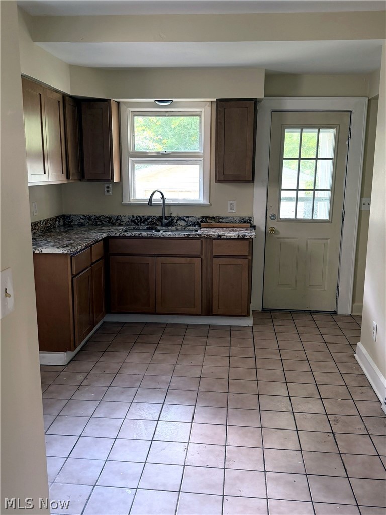 974 Elbon Road Cleveland Heights OH 44121