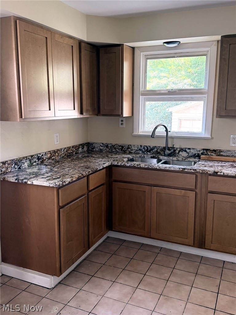 974 Elbon Road Cleveland Heights OH 44121