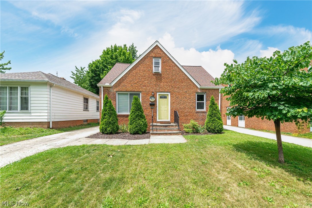 5934 Deering Avenue Parma Heights OH 44130