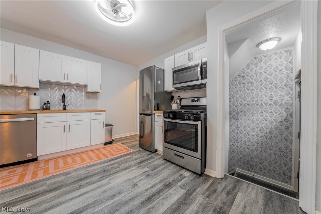 5934 Deering Avenue Parma Heights OH 44130