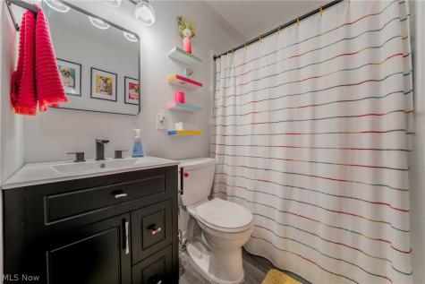 5934 Deering Avenue Parma Heights OH 44130