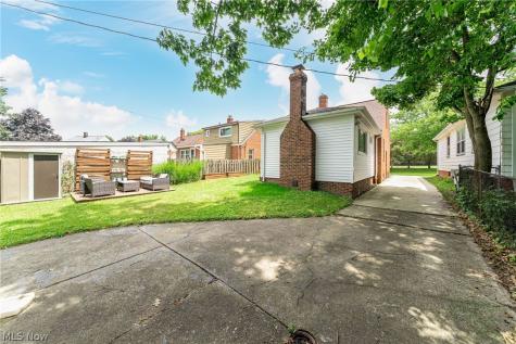 5934 Deering Avenue Parma Heights OH 44130
