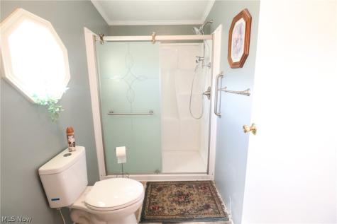 106 Shawnee Lane Creston OH 44217