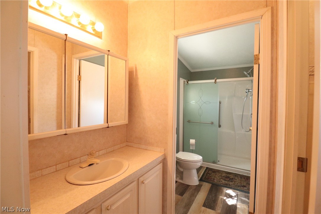 106 Shawnee Lane Creston OH 44217