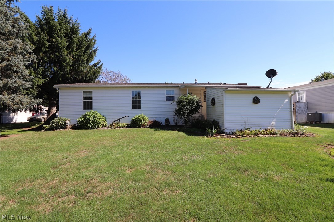 106 Shawnee Lane Creston OH 44217