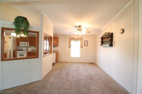 106 Shawnee Lane Creston OH 44217