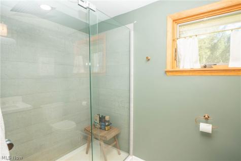 5632 Everhard Road NW Canton OH 44718