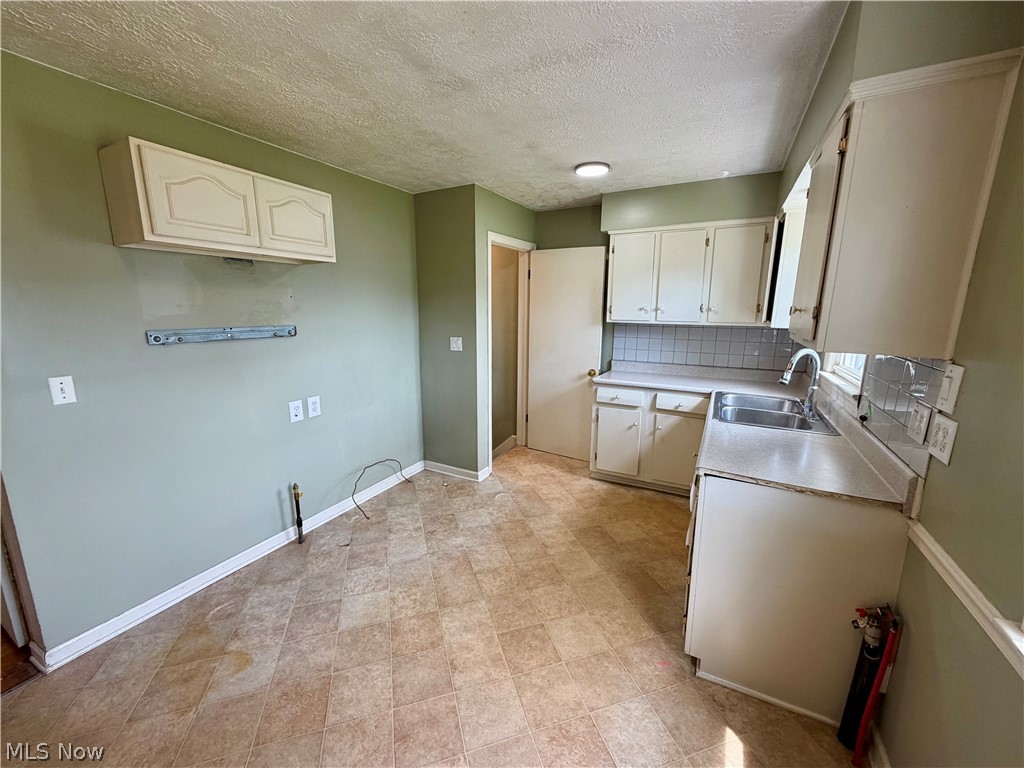1528 34th Street NE Canton OH 44714