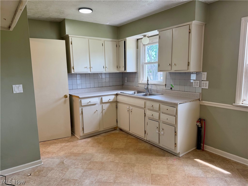 1528 34th Street NE Canton OH 44714